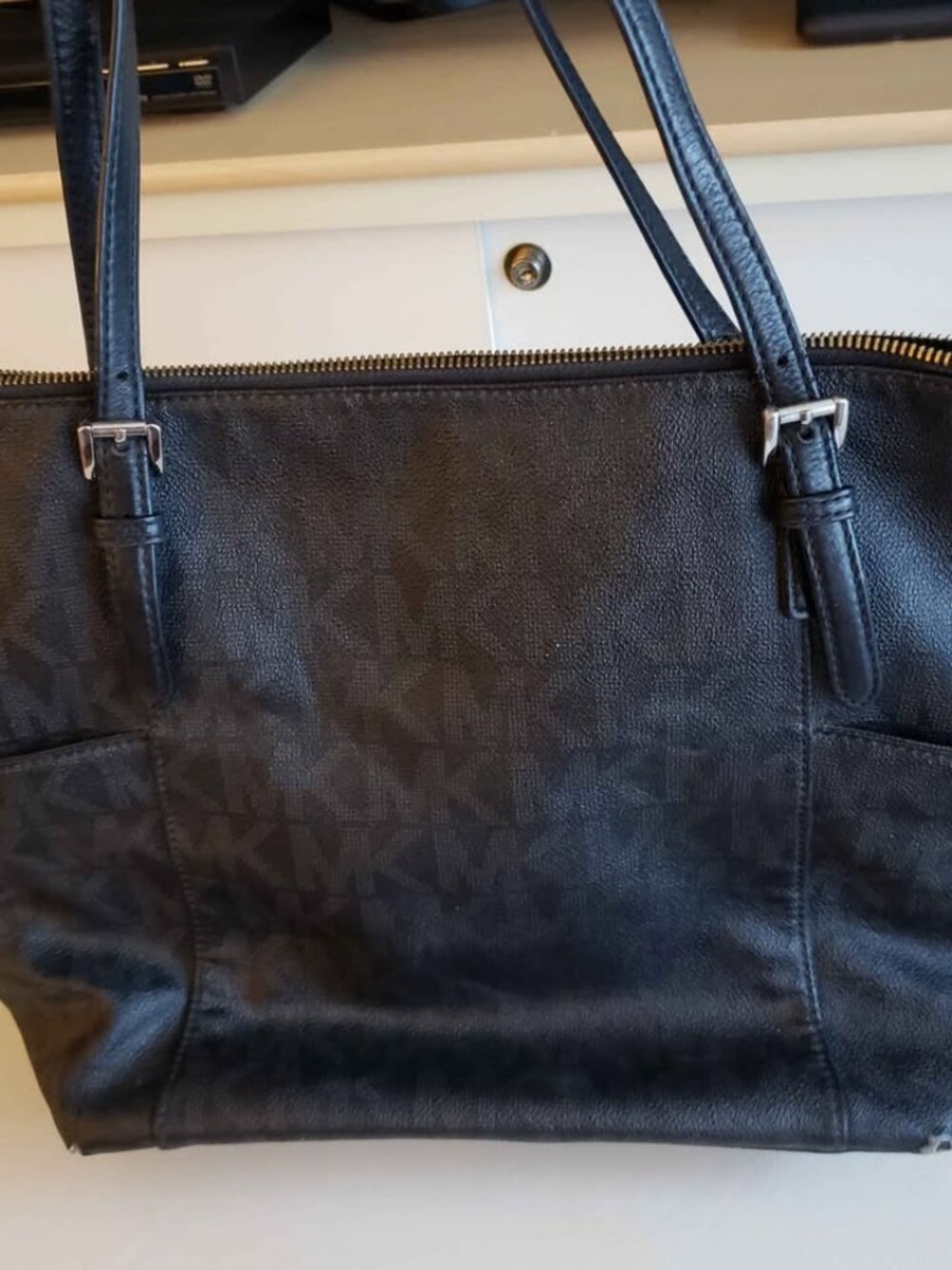 ⭐️ Michael Kors Tote Purse Black